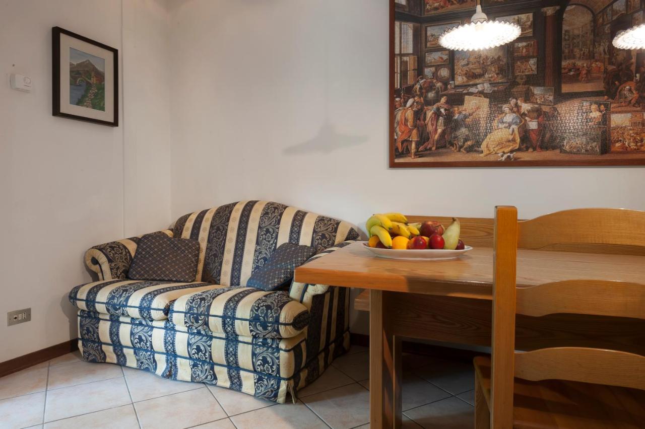 La Casa Di Lazise Lägenhet Exteriör bild